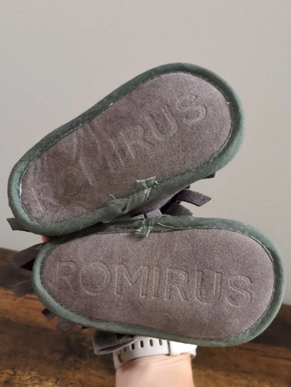 Grey Suede Fringe Bow Moccasin Booties - 6-12 months